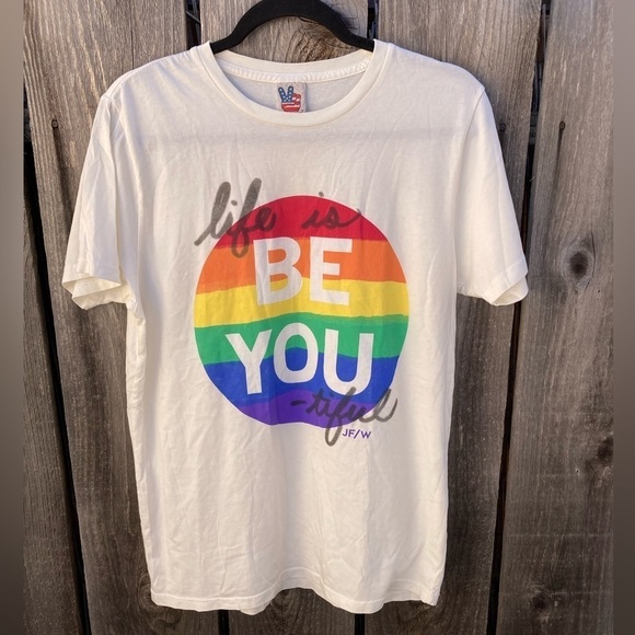 Women's Junk Food T-Shirt White Life Is Beautiful S Crew Vibrant Flag USA Pride - Picture 1 of 11